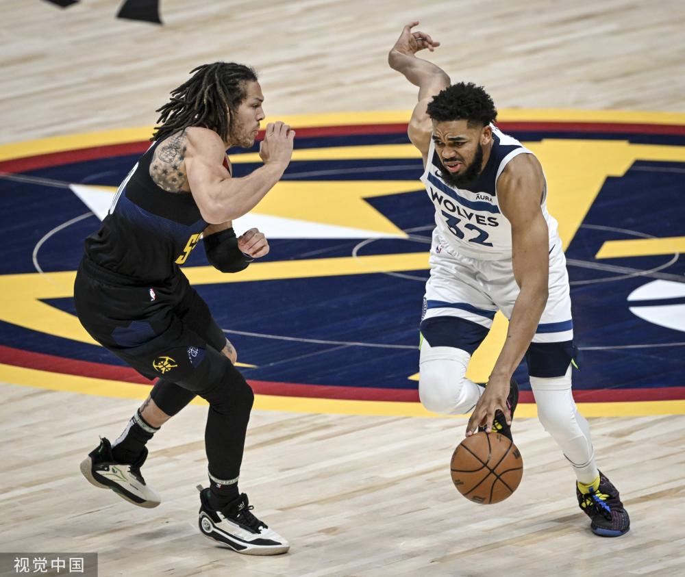 在首轮比赛 在首轮比赛